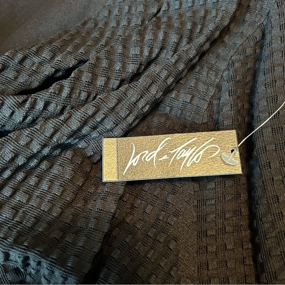 Lord & Taylor Black Draped Neck Waffle Style Lace Fully Lined Sleeveless Dress - Picture 10 of 15